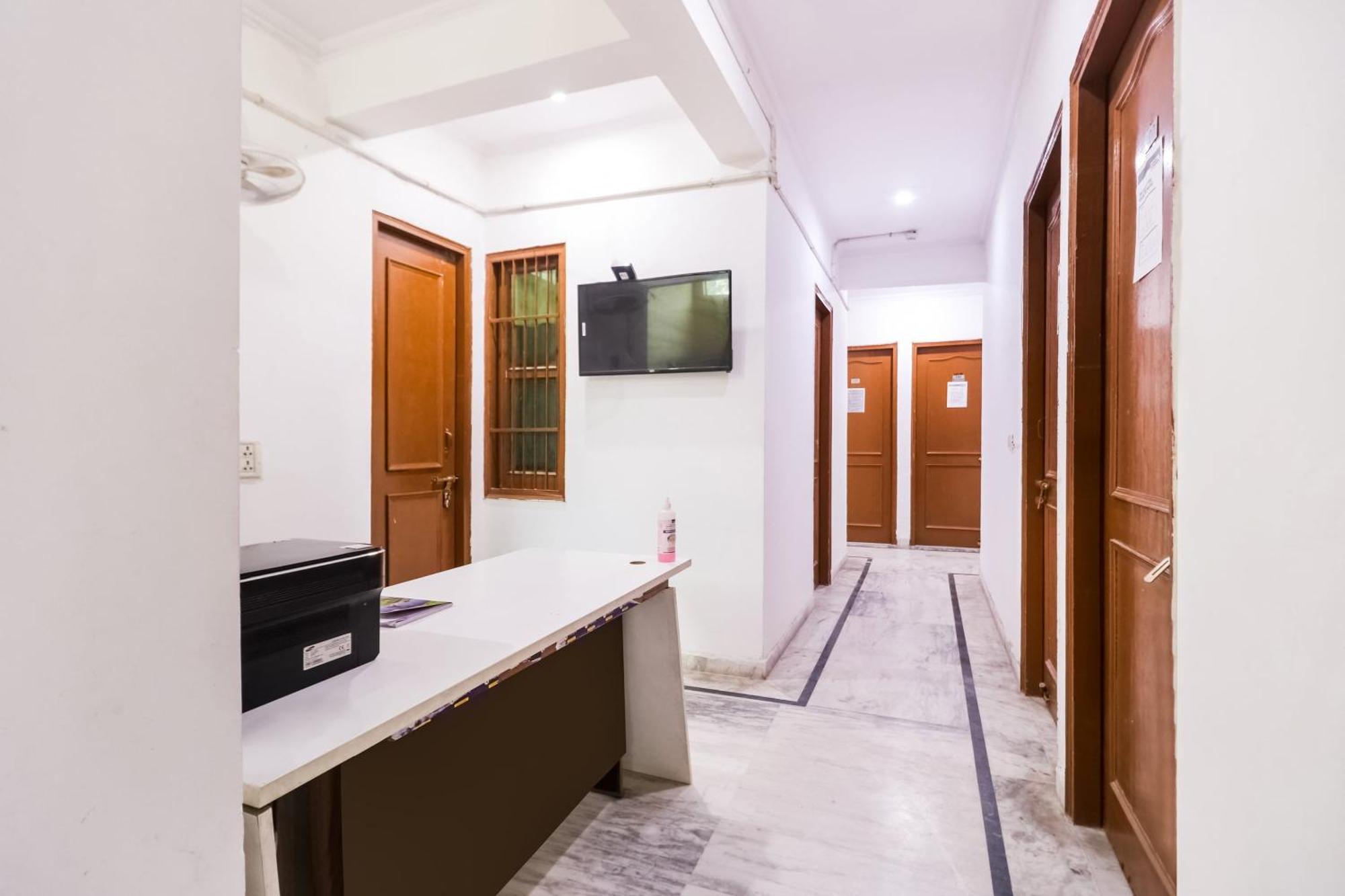 Hotel O Maurya Residency Gurgaon Exterior photo