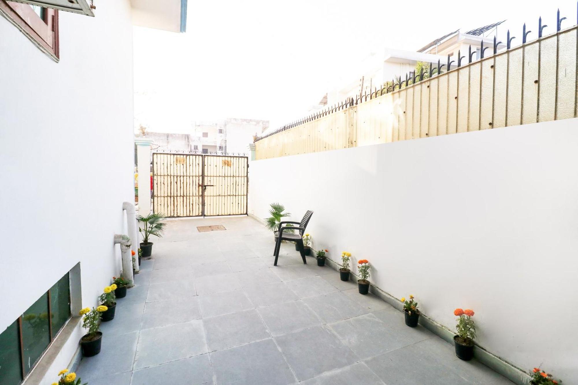 Hotel O Maurya Residency Gurgaon Exterior photo
